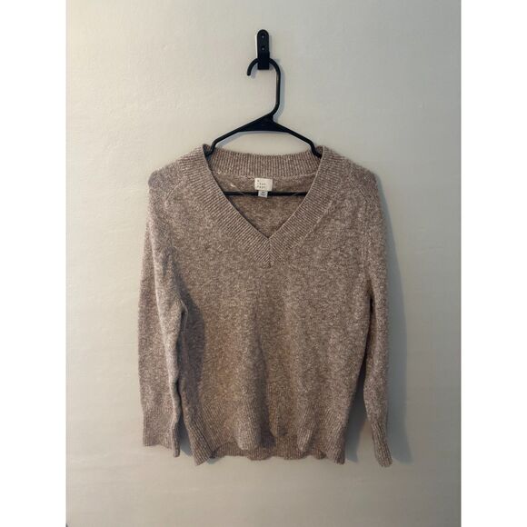 A New Day Women’s V-Neck Sweater XS Tan Long Sleeve Soft Knit Pullover Top - Picture 1 of 3